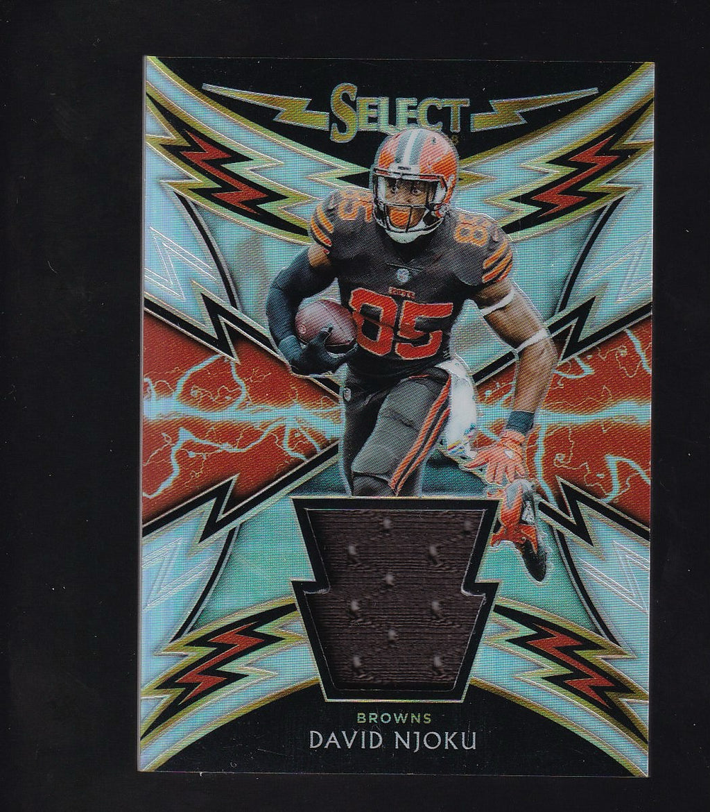 2018 Panini Select #26 David Njoku Sparks Prizm #/99