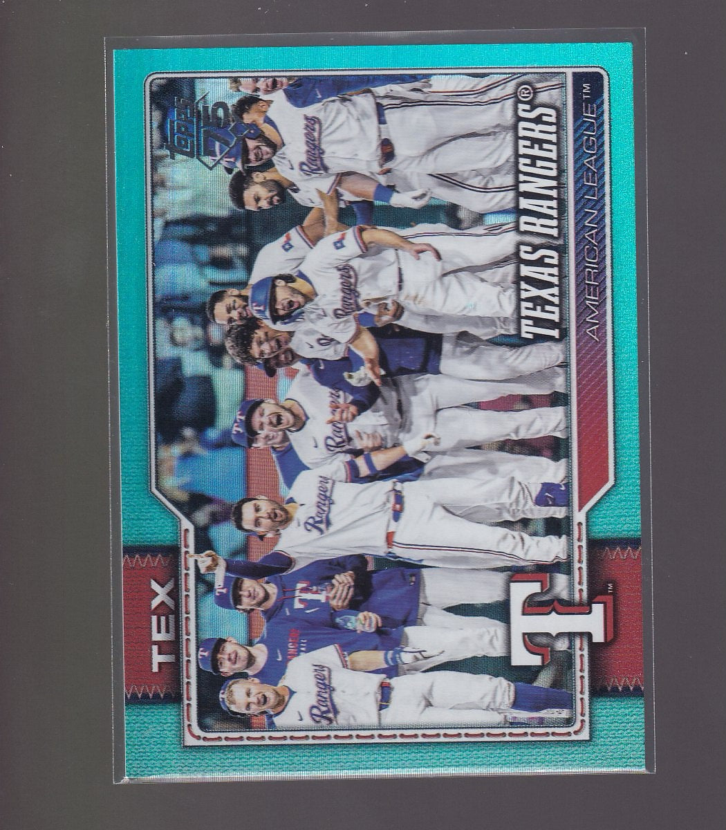 2026 Topps #258 Texas Rangers Aqua Rainbow Foil